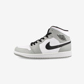 NIKE AIR JORDAN 1 MID