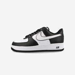 NIKE AIR FORCE 1 '07