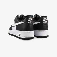 NIKE AIR FORCE 1 '07