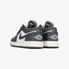 NIKE AIR JORDAN 1 LOW GS
