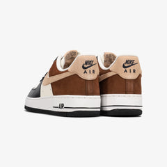 NIKE AIR FORCE 1 '07