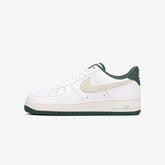 NIKE AIR FORCE 1 '07 LV8