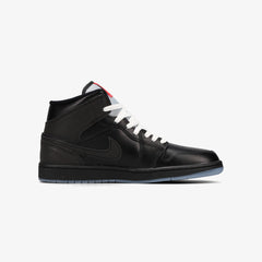 NIKE AIR JORDAN 1 MID SE