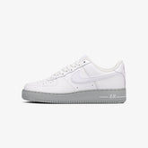 NIKE AIR FORCE 1 '07