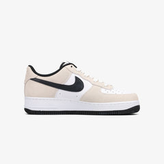 NIKE AIR FORCE 1 '07 LV8