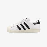 adidas SUPERSTAR 82