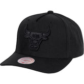 Mitchell & Ness Team Logo MVP Snapback Chicago Bulls - Black / Black