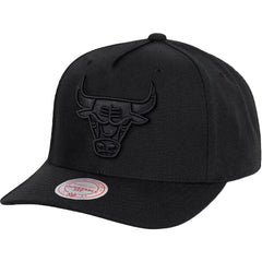 Mitchell & Ness Team Logo MVP Snapback Chicago Bulls - Black / Black