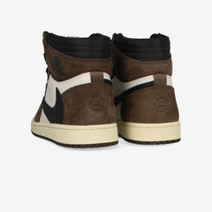 NIKE AIR JORDAN 1 RETRO HIGH -TRAVIS SCOTT-