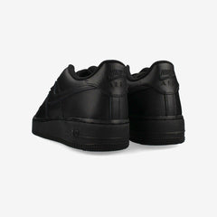 NIKE AIR FORCE 1 LE GS