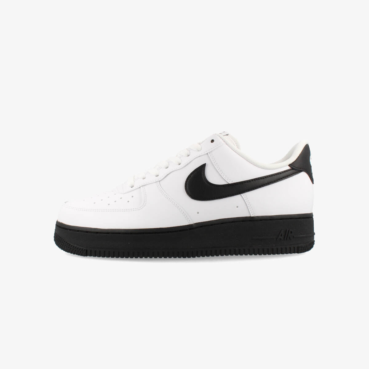 NIKE AIR FORCE 1 '07