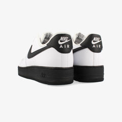 NIKE AIR FORCE 1 '07