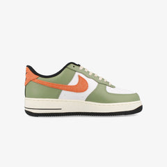 NIKE AIR FORCE 1 '07
