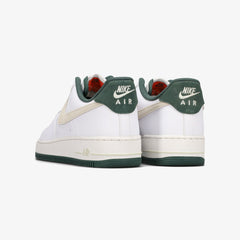 NIKE AIR FORCE 1 '07 LV8