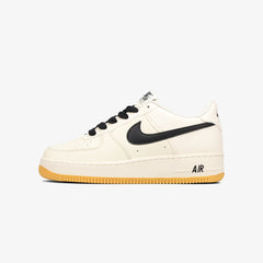 NIKE AIR FORCE 1 LV8 GS