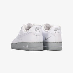 NIKE AIR FORCE 1 '07