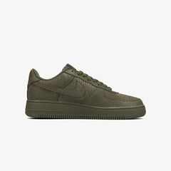 NIKE AIR FORCE 1 LOW × KOBE BRYANT