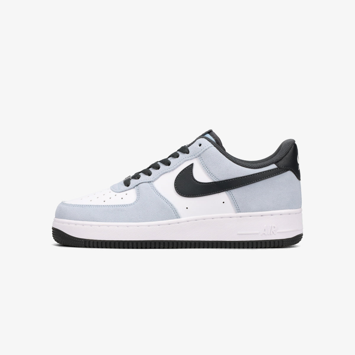 NIKE AIR FORCE 1 '07 LV8