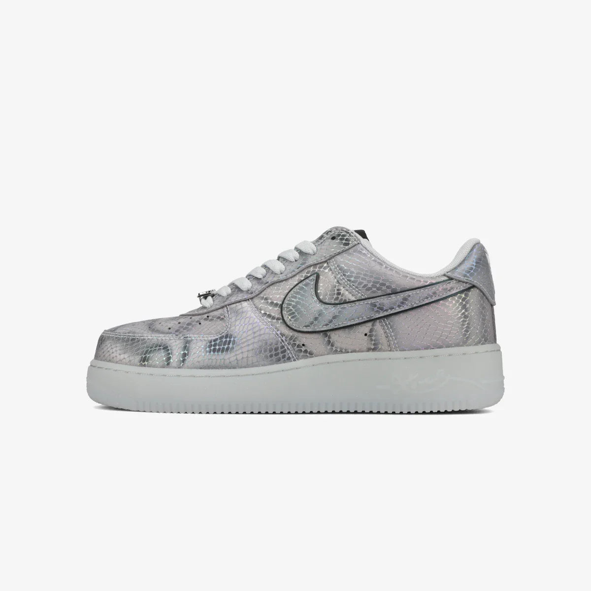 NIKE AIR FORCE 1 LOW PROTRO × KOBE BRYANT -LENTICULAR SNAKE-