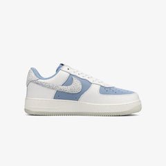 NIKE AIR FORCE 1 LOW PROTRO × KOBE BRYANT -CITY OF CHAMPIONS-