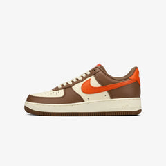 NIKE AIR FORCE 1 '07