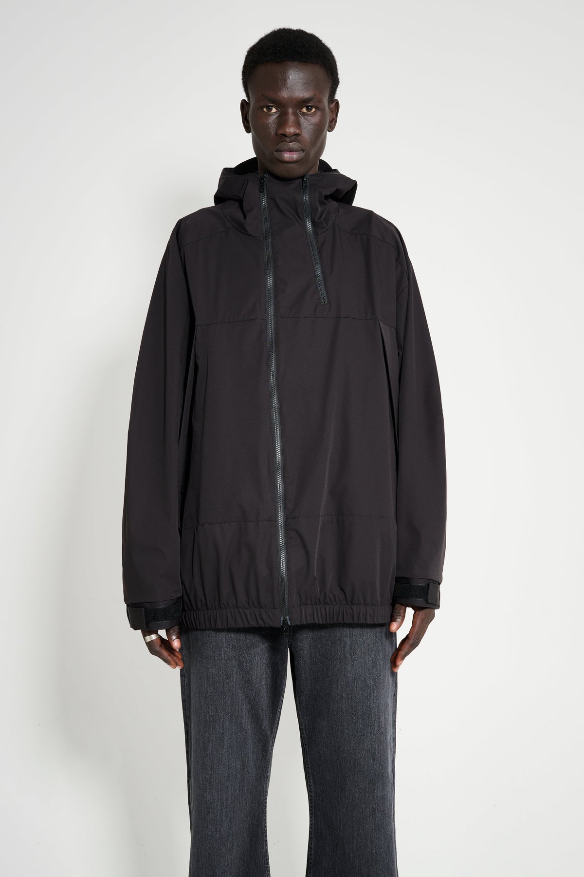 ssstein Weather Protection Hooded Jacket Black